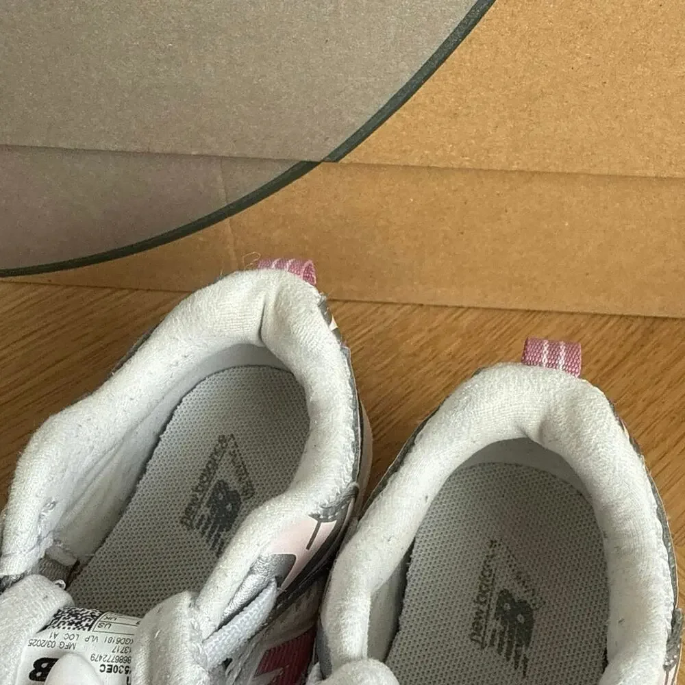New Balance 530 Bungee ‘Pink Taffy’ Toddler Sneakers- SZ 8 C